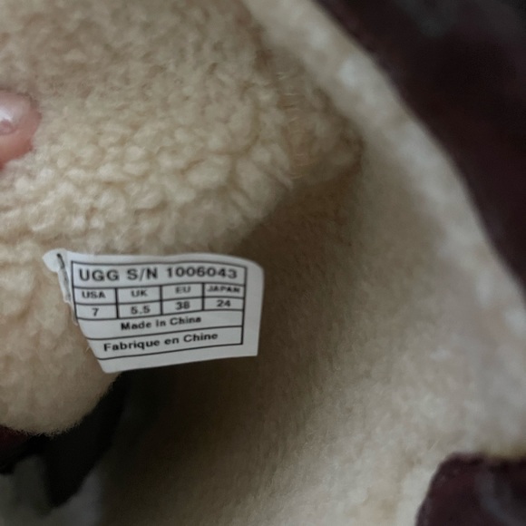 UGG Riding Boots - Picture 6 of 7